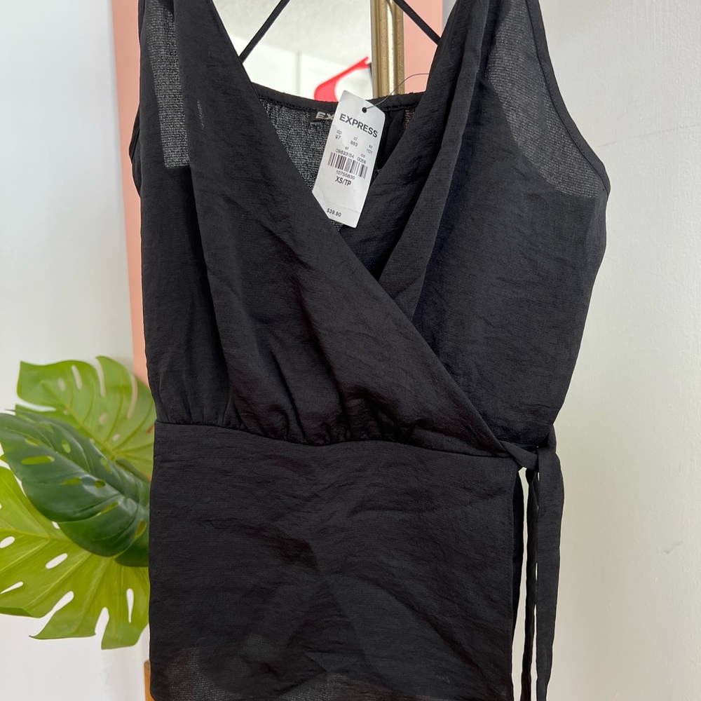 Express dressy tank top nwt size xs